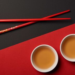 How to use chopsticks blog cover photo